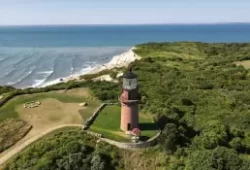 exploring-the-harbors-of-marthas-vineyard