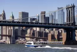 cruising-new-yorks-east-river