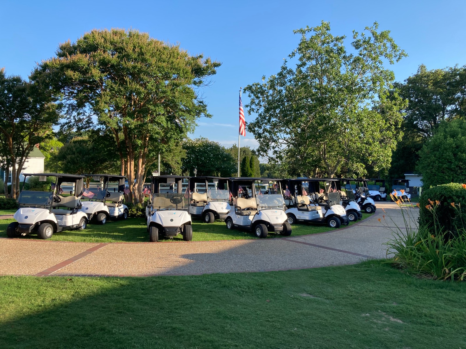 Waterway Guide Indian Creek Yacht & Country Club PRIVATE